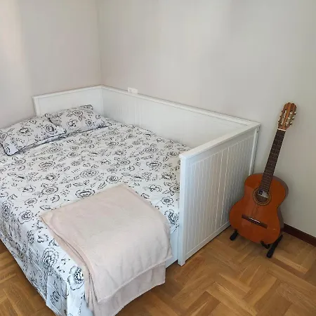 Comoda Con Bano Privado Privatunterkunft